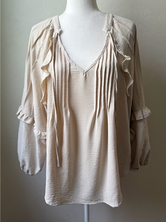 Easel Los Angeles Tops - Easel Ivory Ruffle Tie-Front V-Neck Boho Tunic Blouse Size L